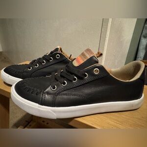 Black Leather Men's Sneakers